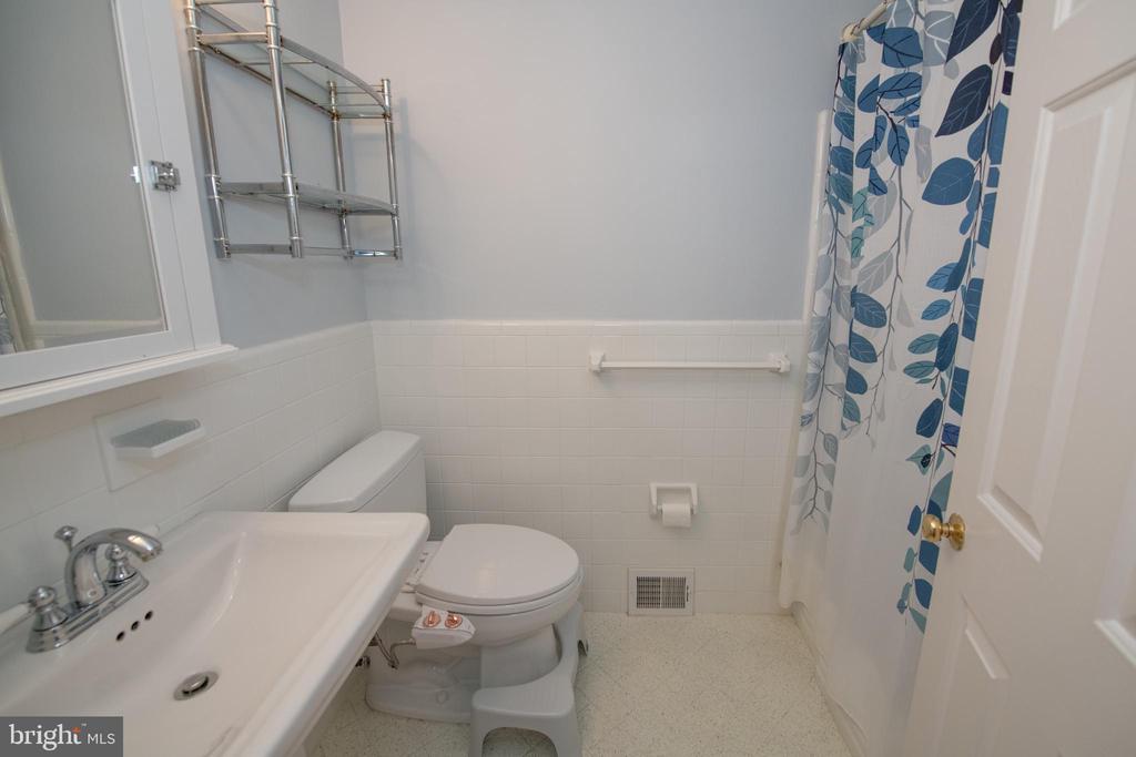 342 Keats Rd
