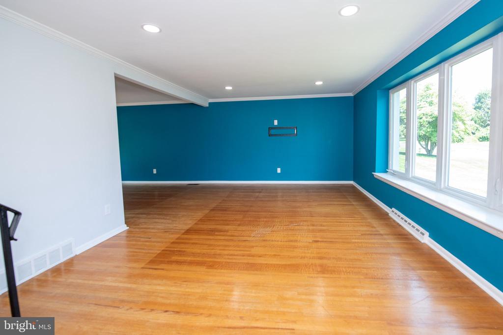 342 Keats Rd