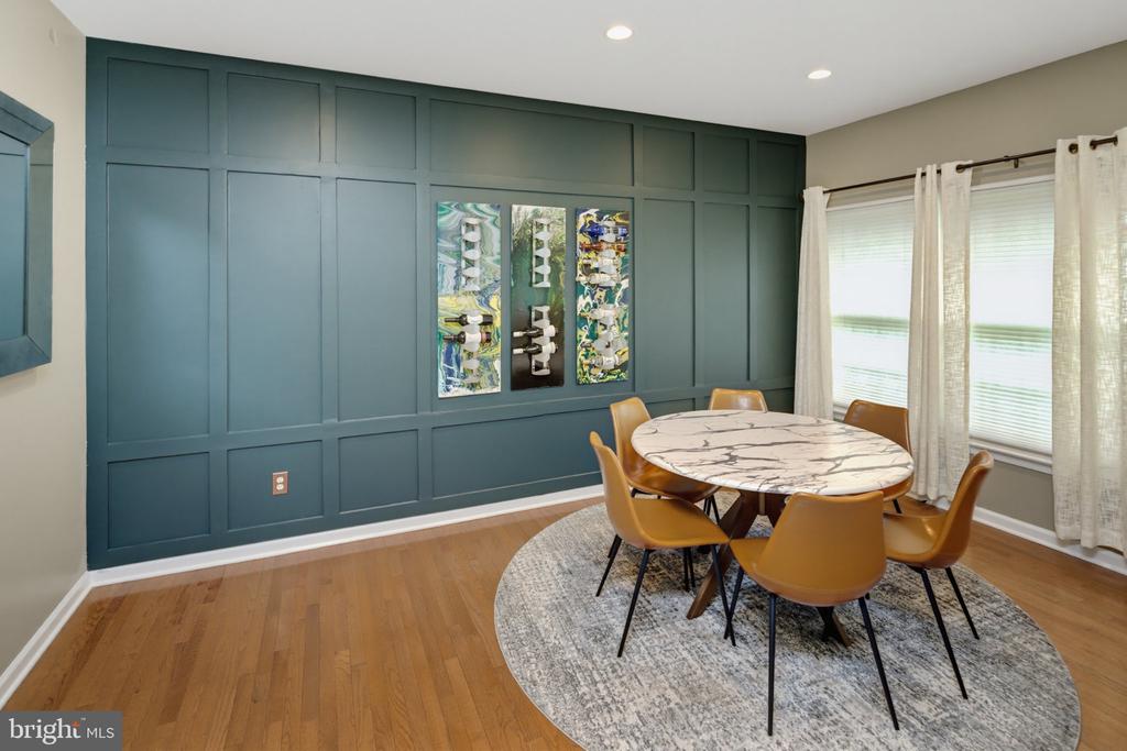 725 N SUMNEYTOWN PIKE Unit: 1