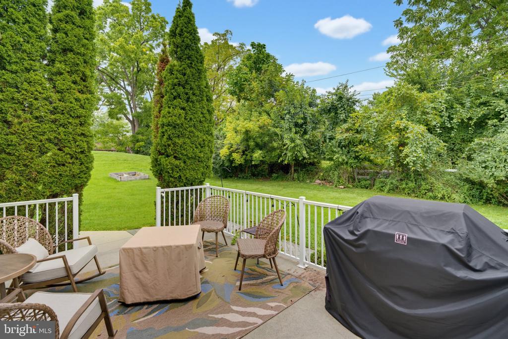 725 N SUMNEYTOWN PIKE Unit: 1