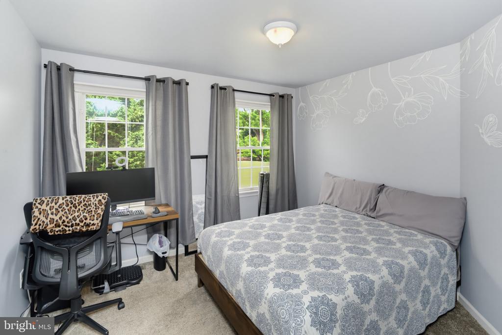 725 N SUMNEYTOWN PIKE Unit: 1