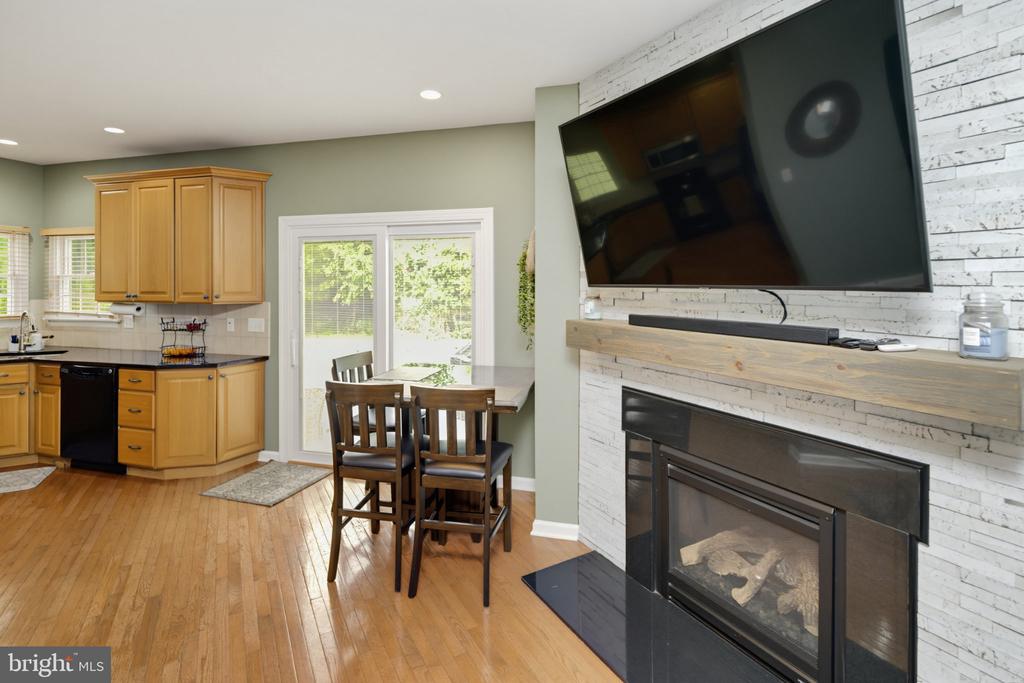 725 N SUMNEYTOWN PIKE Unit: 1