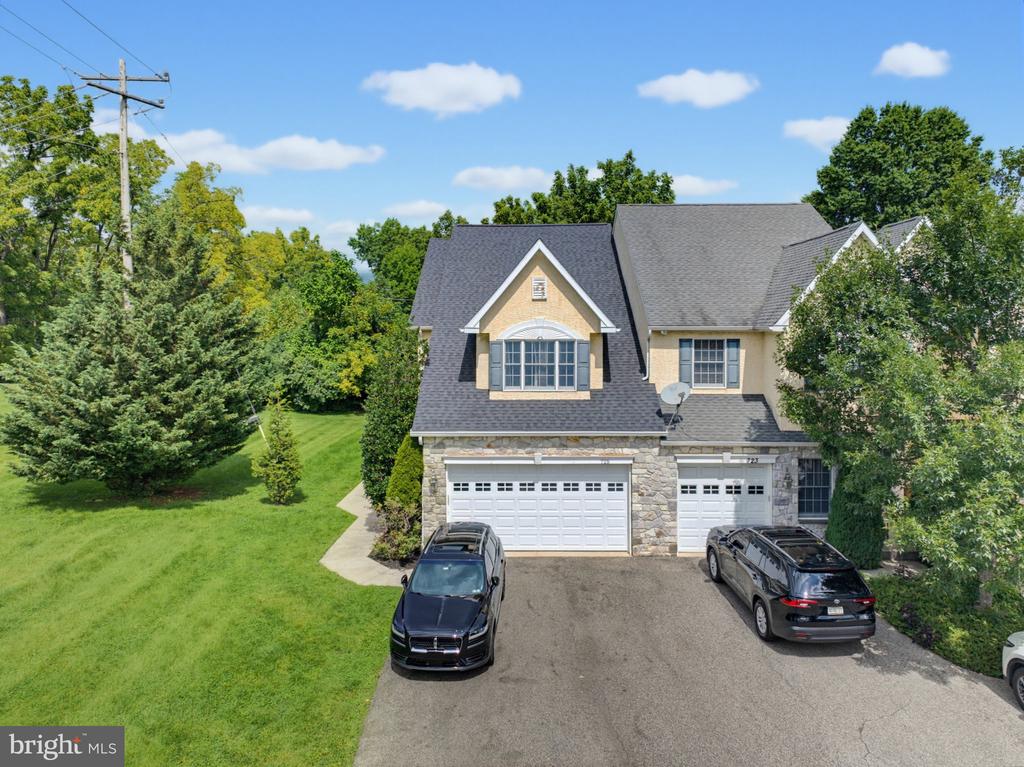 725 N SUMNEYTOWN PIKE Unit: 1