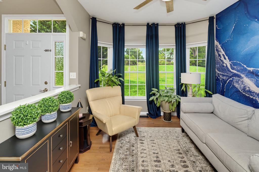 725 N SUMNEYTOWN PIKE Unit: 1