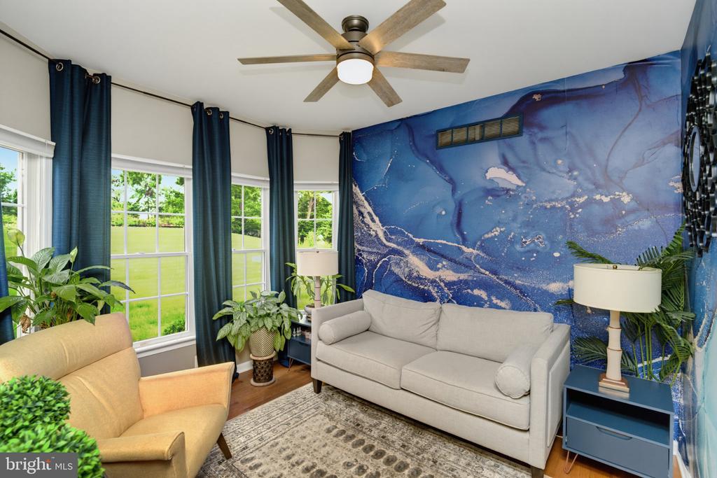725 N SUMNEYTOWN PIKE Unit: 1