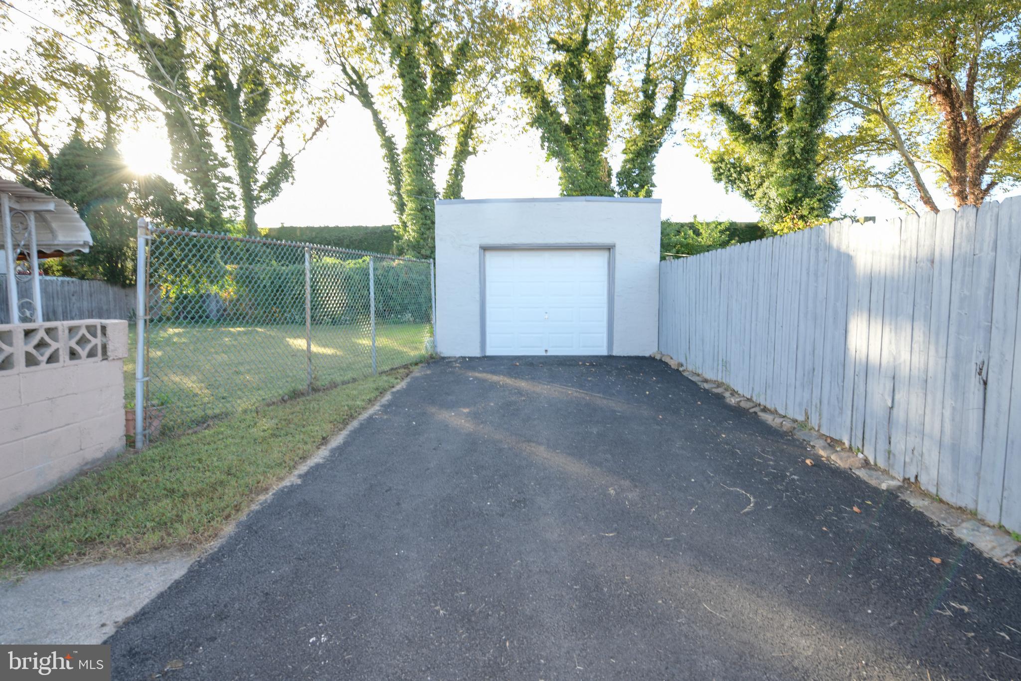 3949 RICHMOND STREET