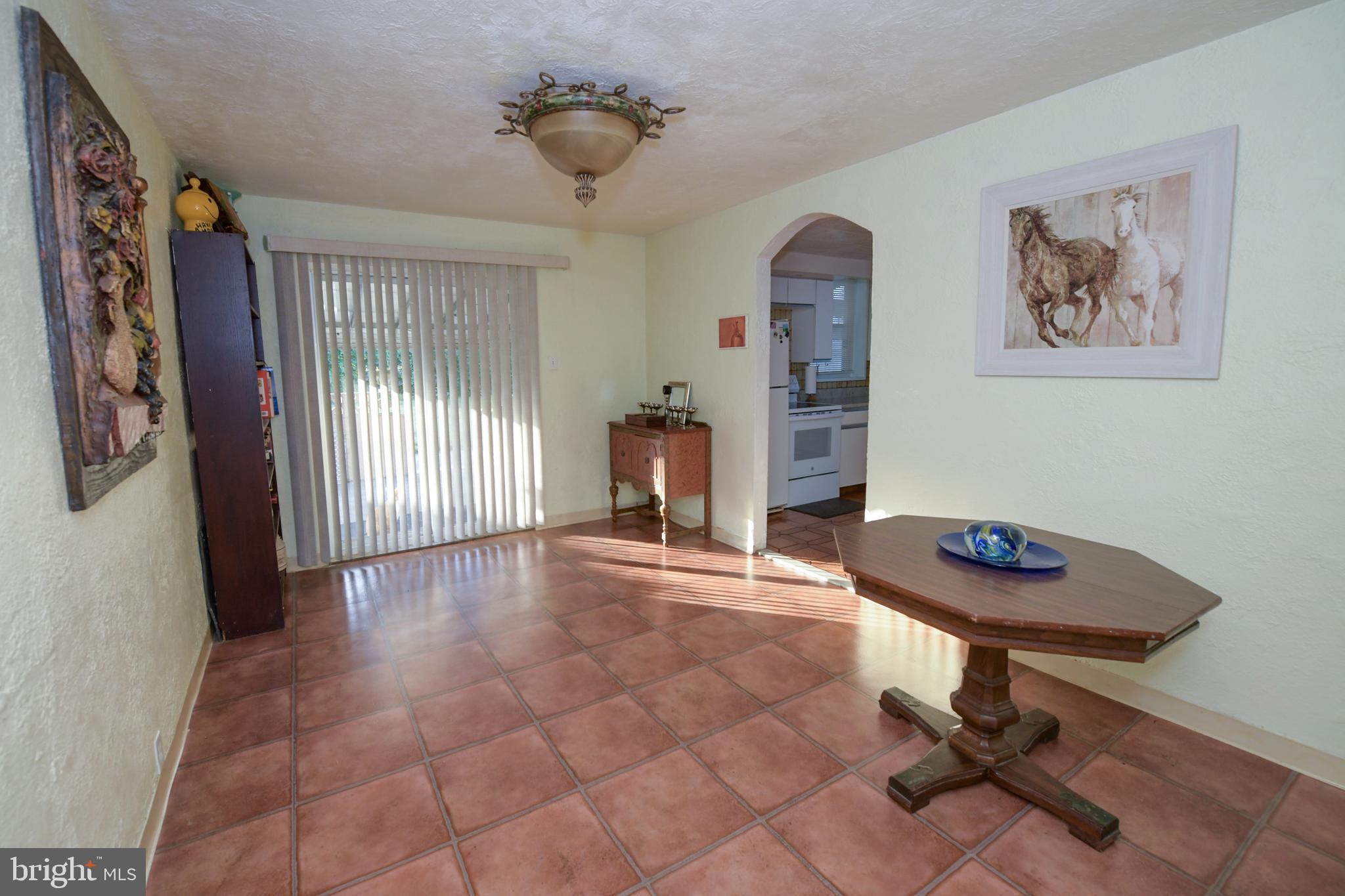 3949 RICHMOND STREET