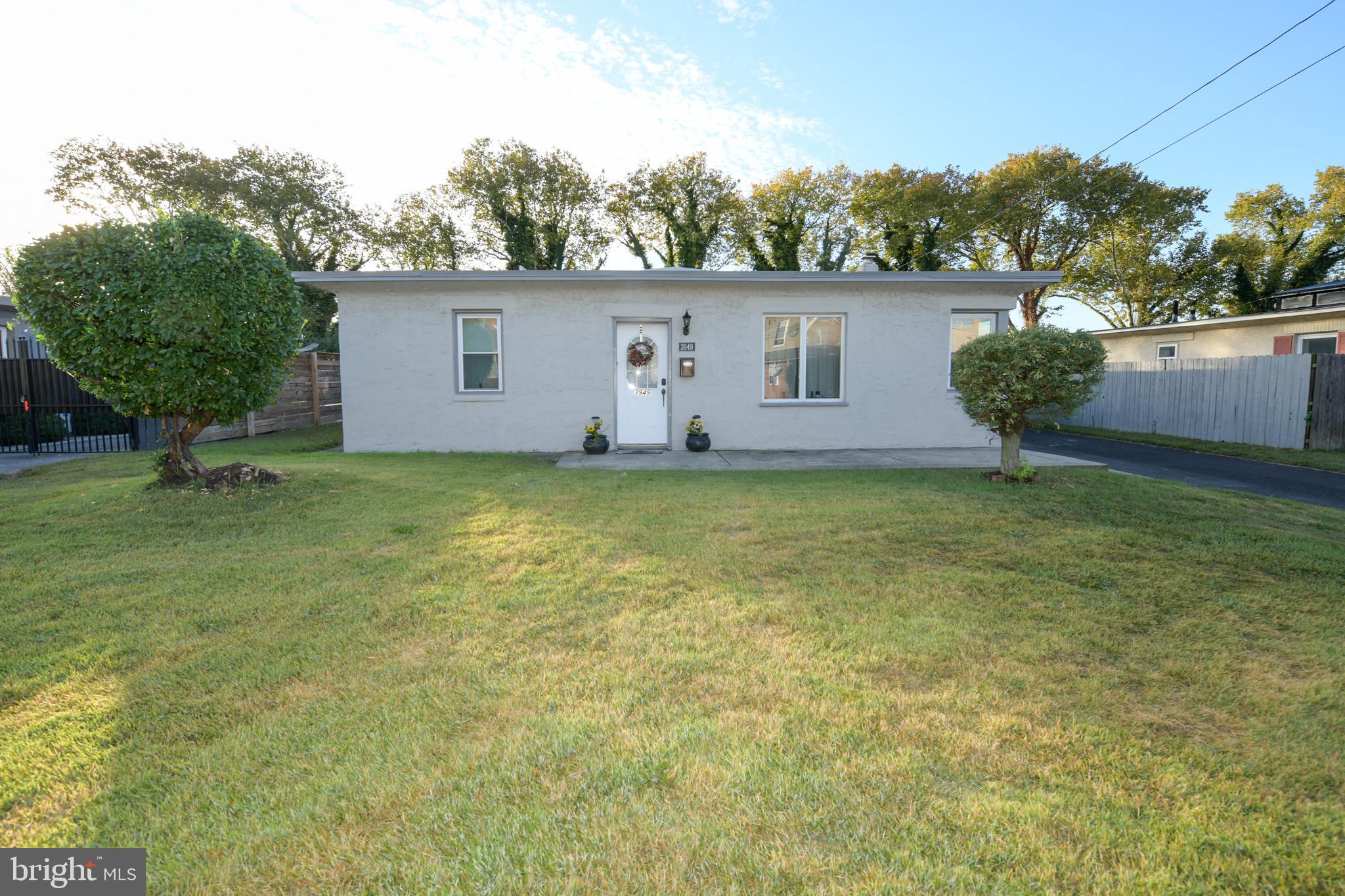 3949 RICHMOND STREET