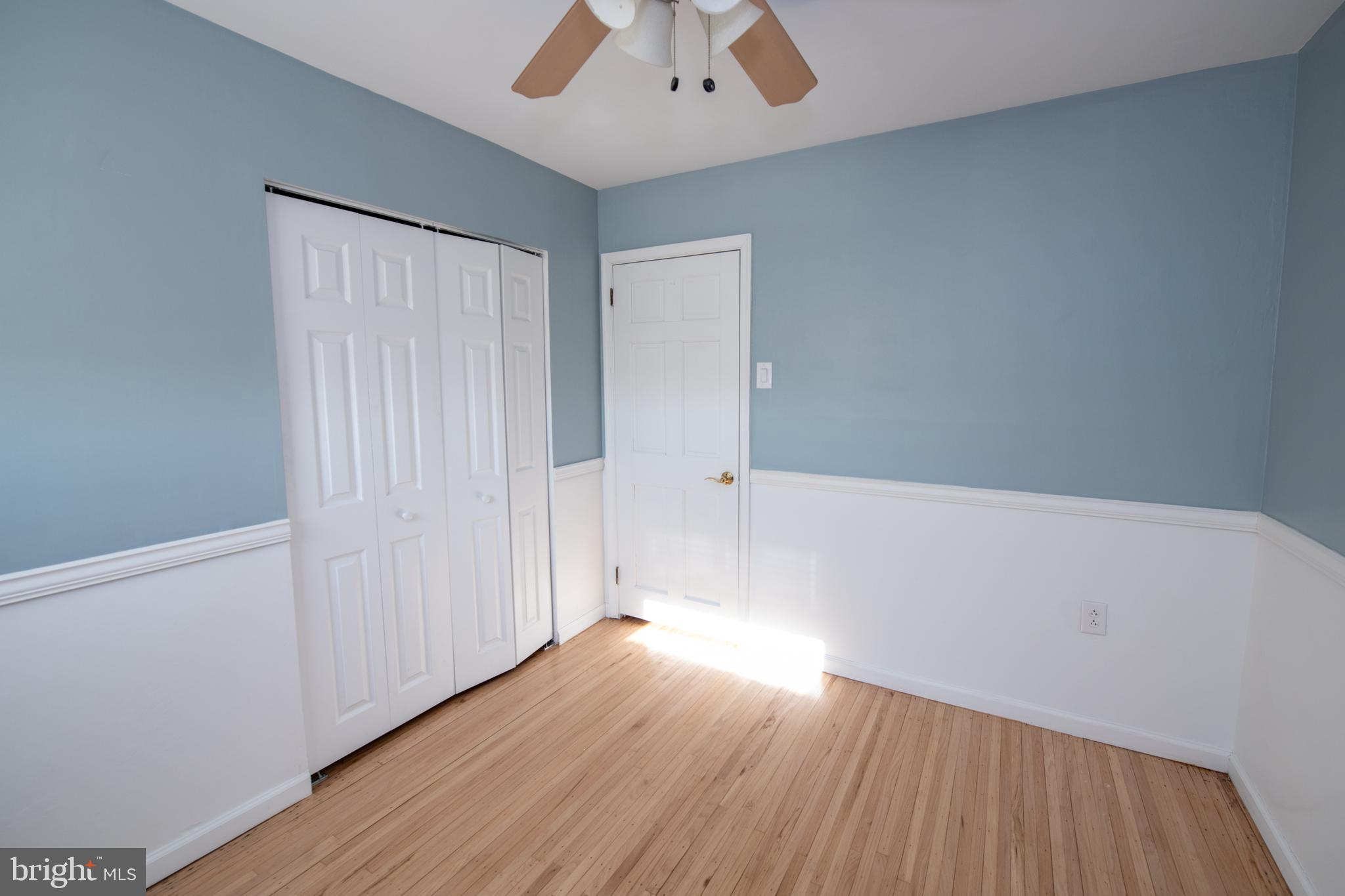 1018 HOFFNAGLE PLACE