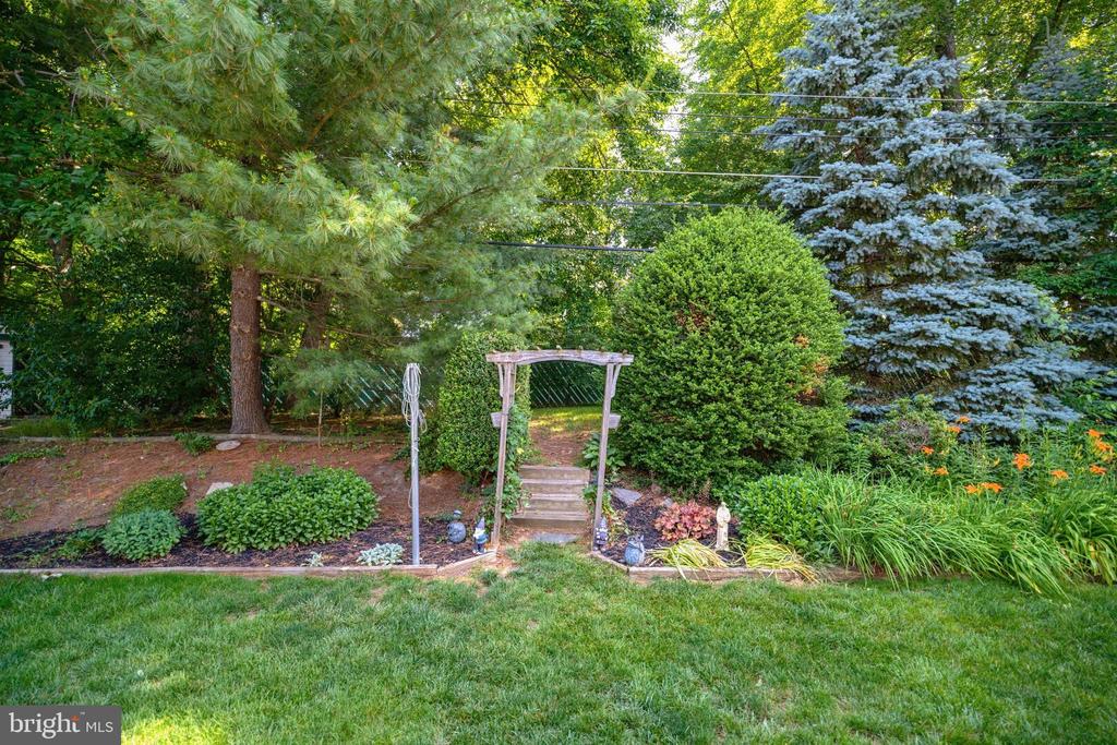 865 MOREFIELD ROAD