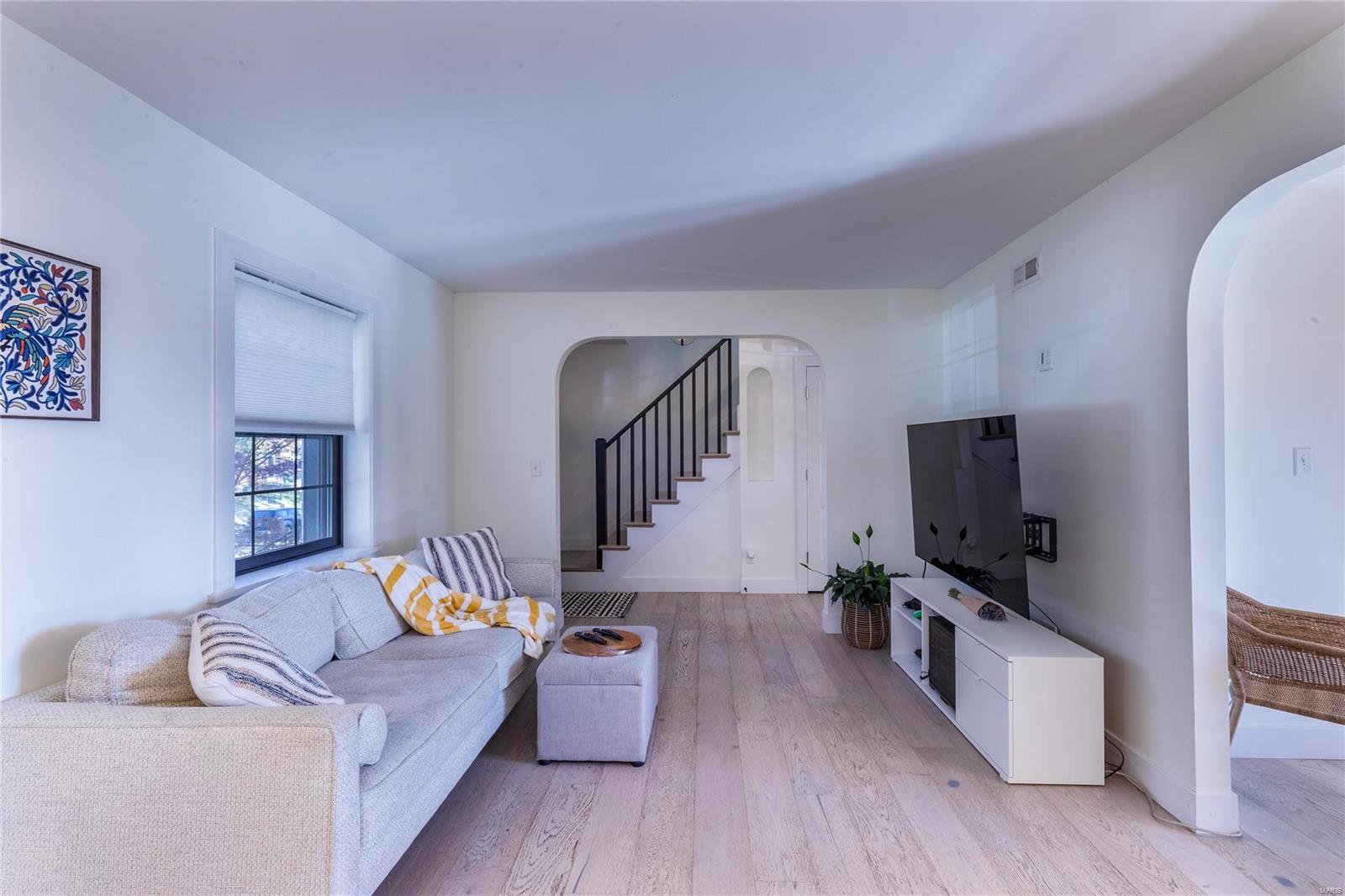 6632 Bancroft