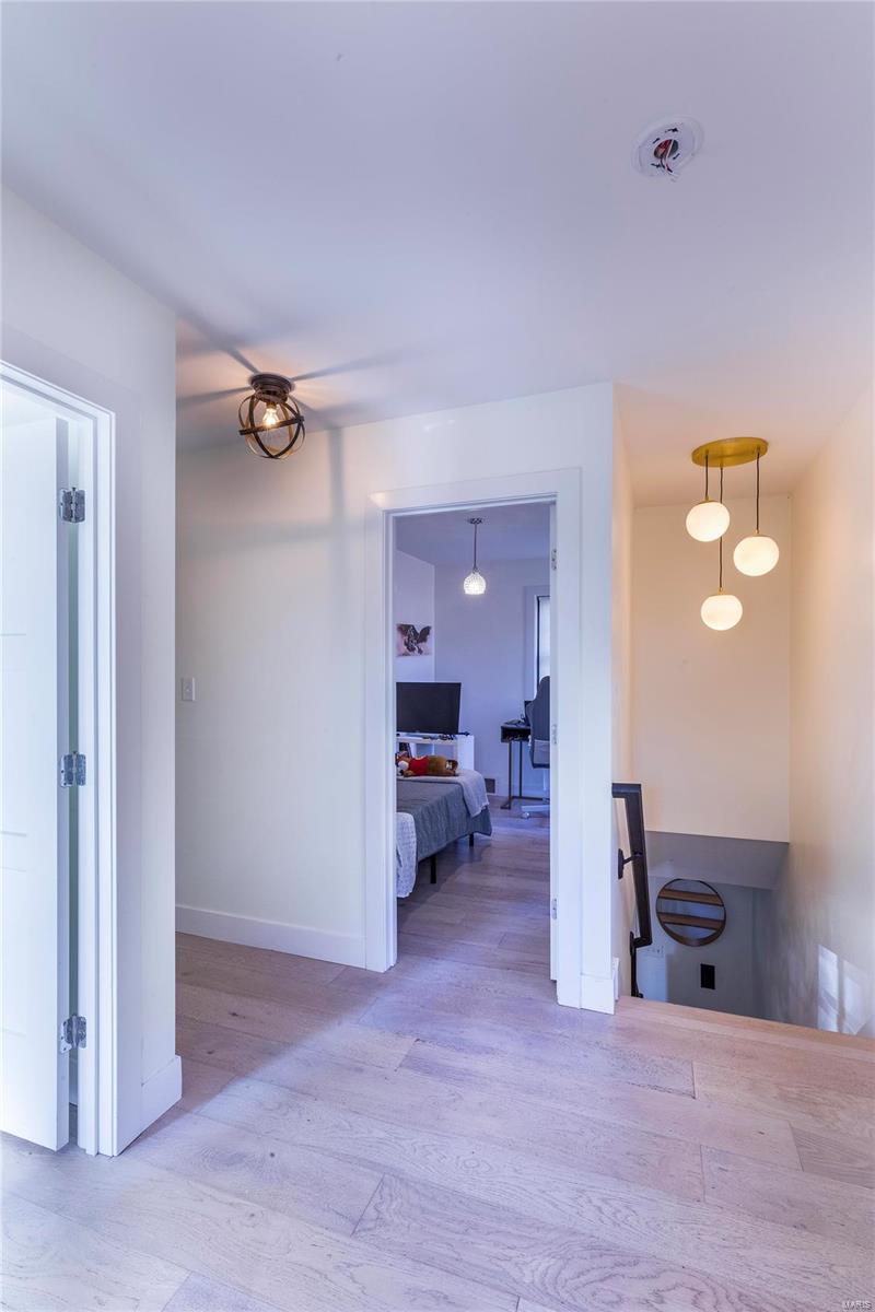 6632 Bancroft