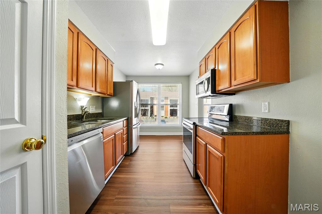 1966 Hunting Lake Court Unit: 302