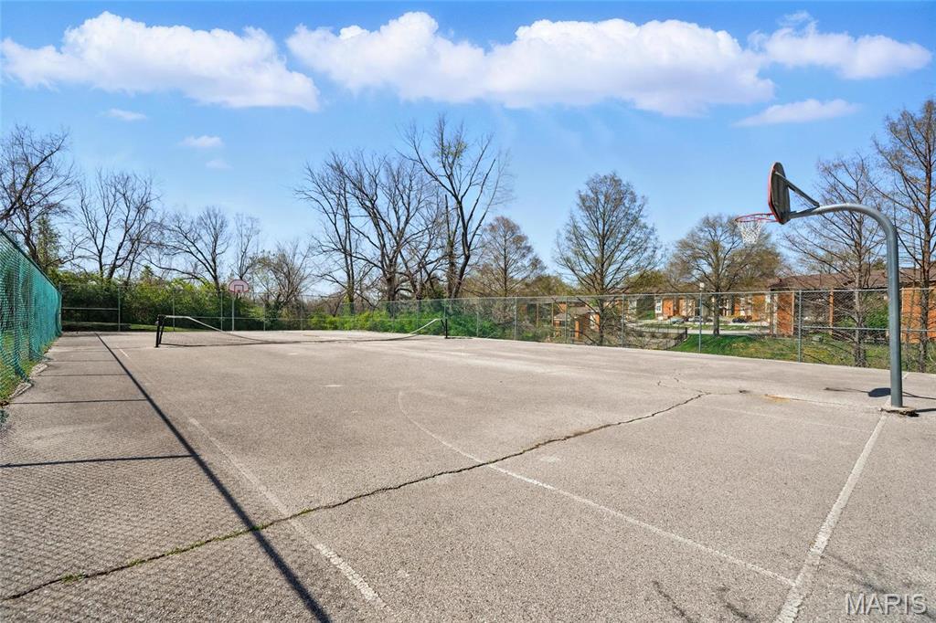 1966 Hunting Lake Court Unit: 302