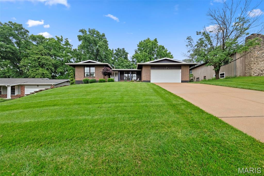 305 Morewood Drive