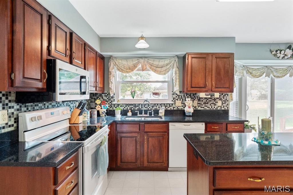 2138 Cliff Cave Crossing Court