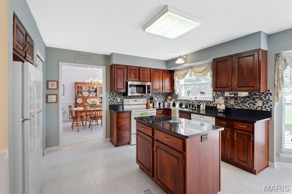 2138 Cliff Cave Crossing Court