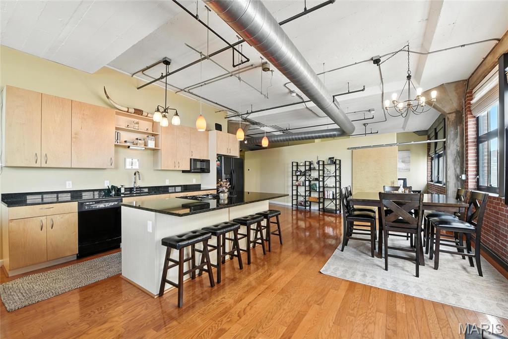 1619 Washington Avenue Unit: 602