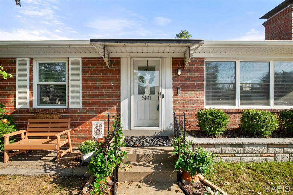 5811 Finkman Street