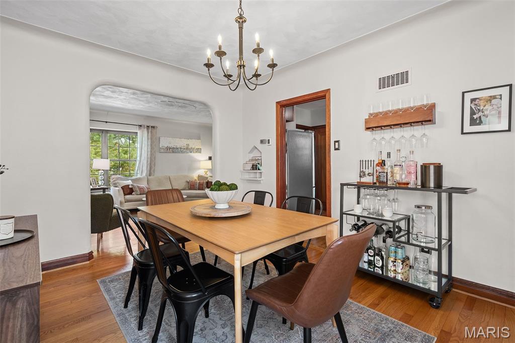 6634 Lindenwood Place