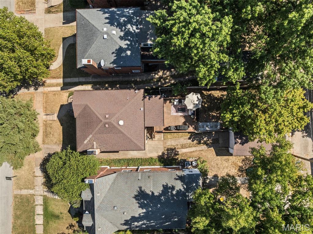 6634 Lindenwood Place