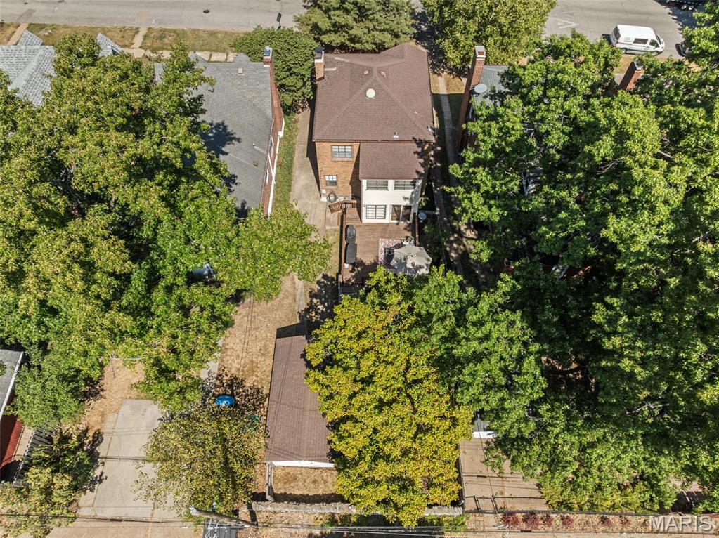 6634 Lindenwood Place