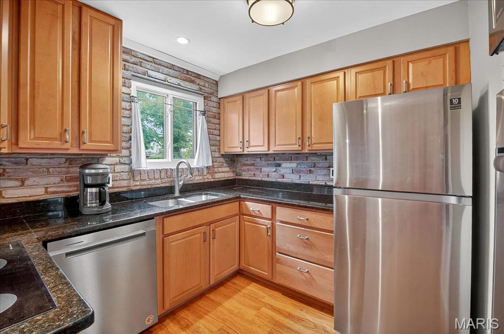 7910 Royal Arms Court