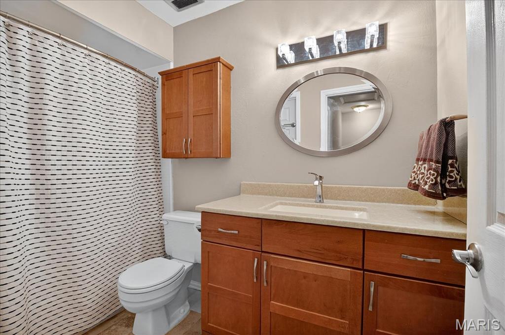 7910 Royal Arms Court