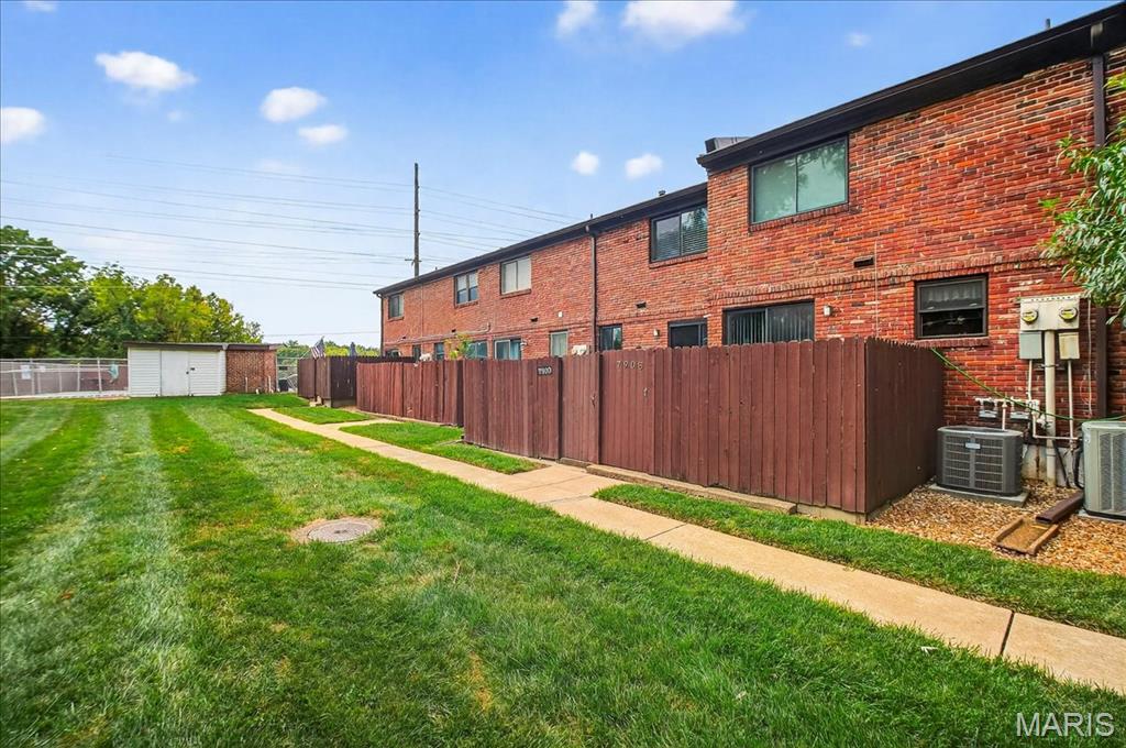 7910 Royal Arms Court