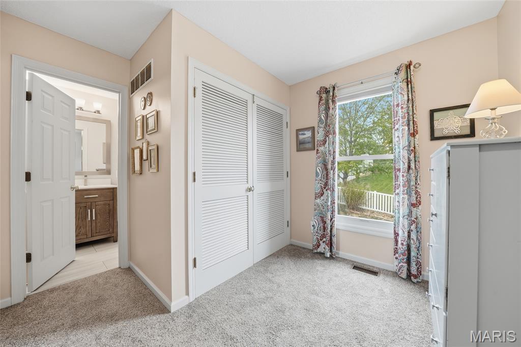 511 River Forest Drive