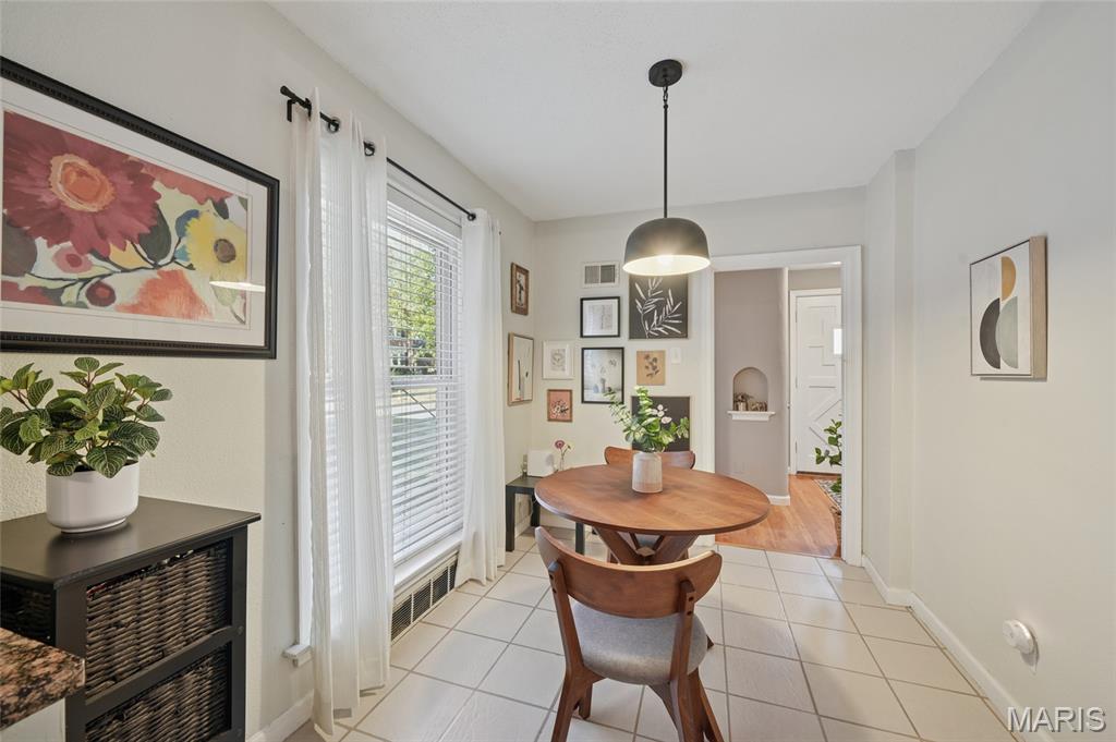 7712 Stanford Avenue