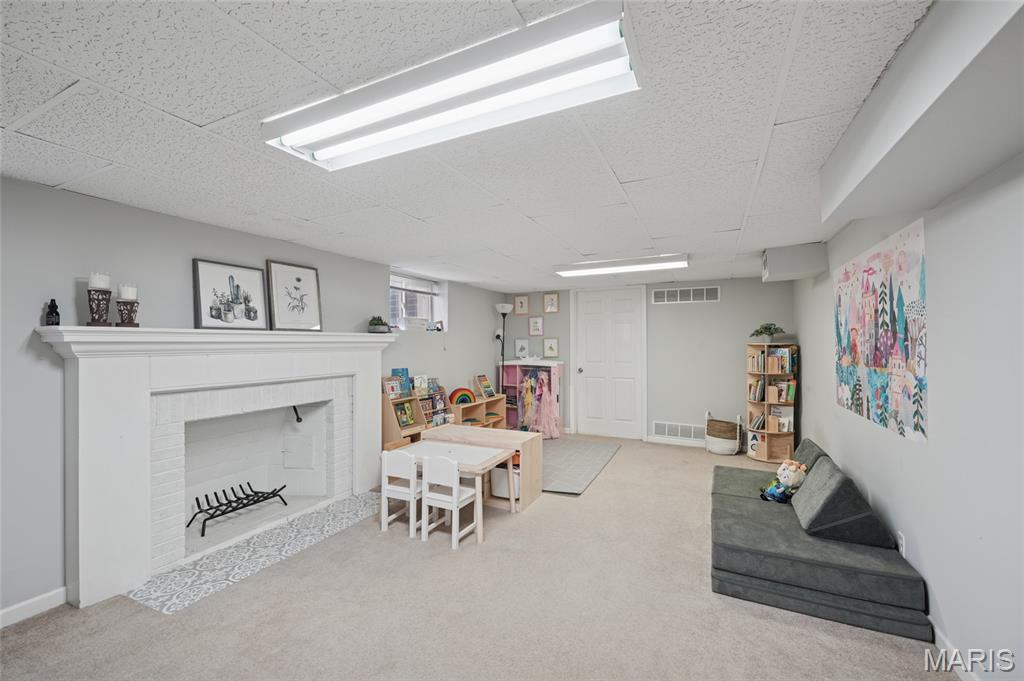 7712 Stanford Avenue