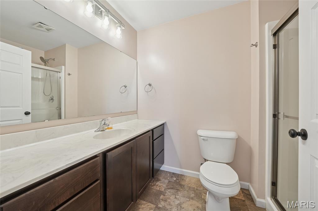 1879 Waters Edge Way