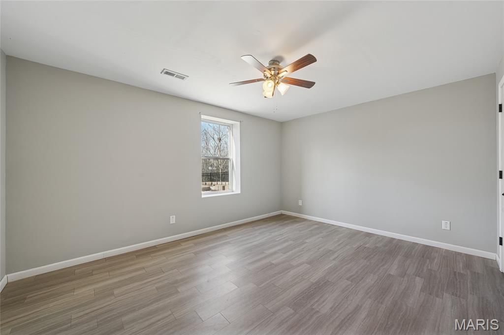 1879 Waters Edge Way