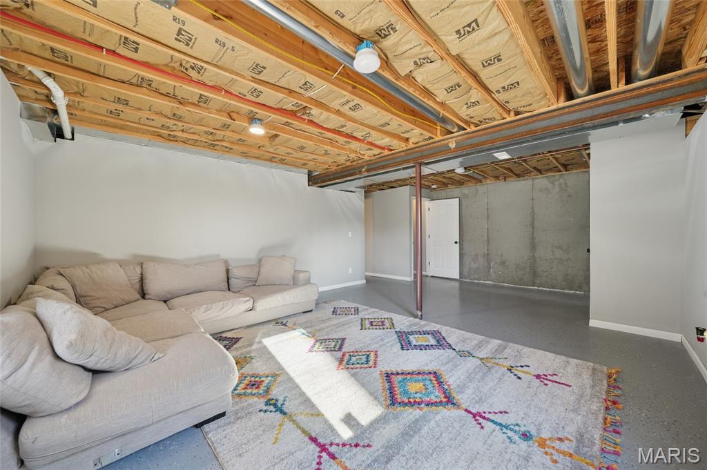 1879 Waters Edge Way