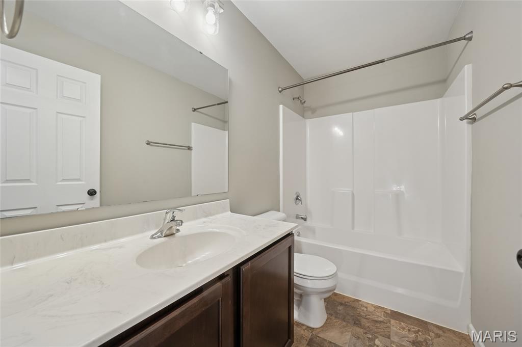 1879 Waters Edge Way