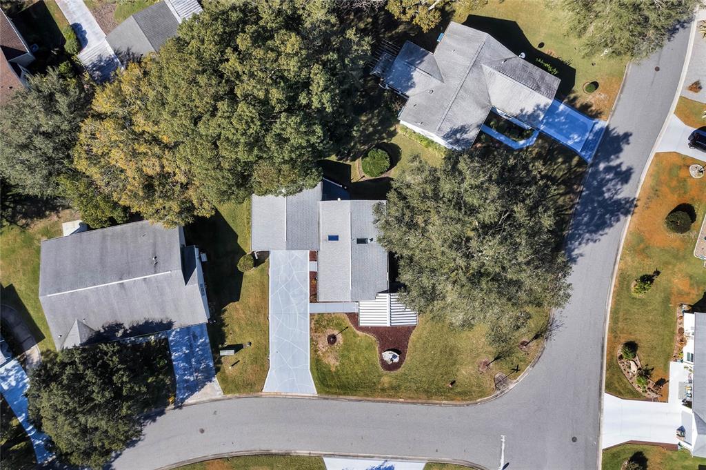 25333 CASA DEL LAGO LN