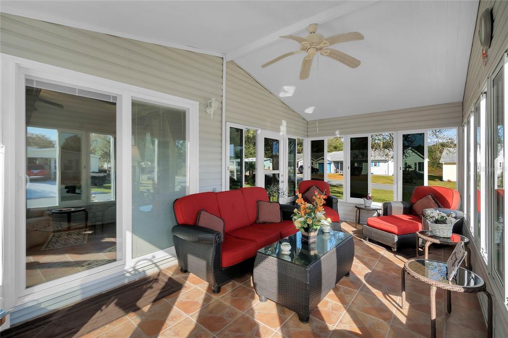25333 CASA DEL LAGO LN
