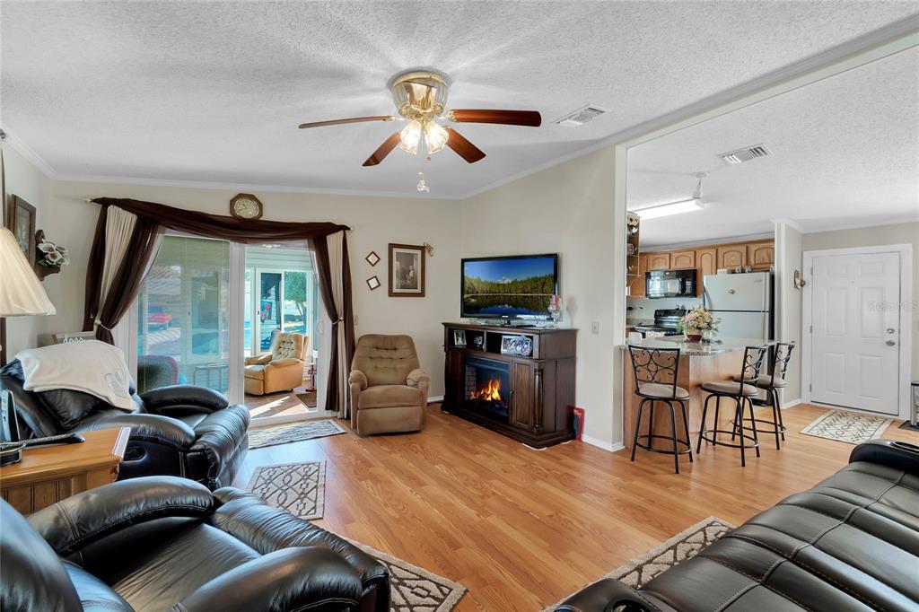 25333 CASA DEL LAGO LN