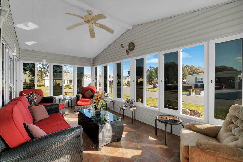 25333 CASA DEL LAGO LN