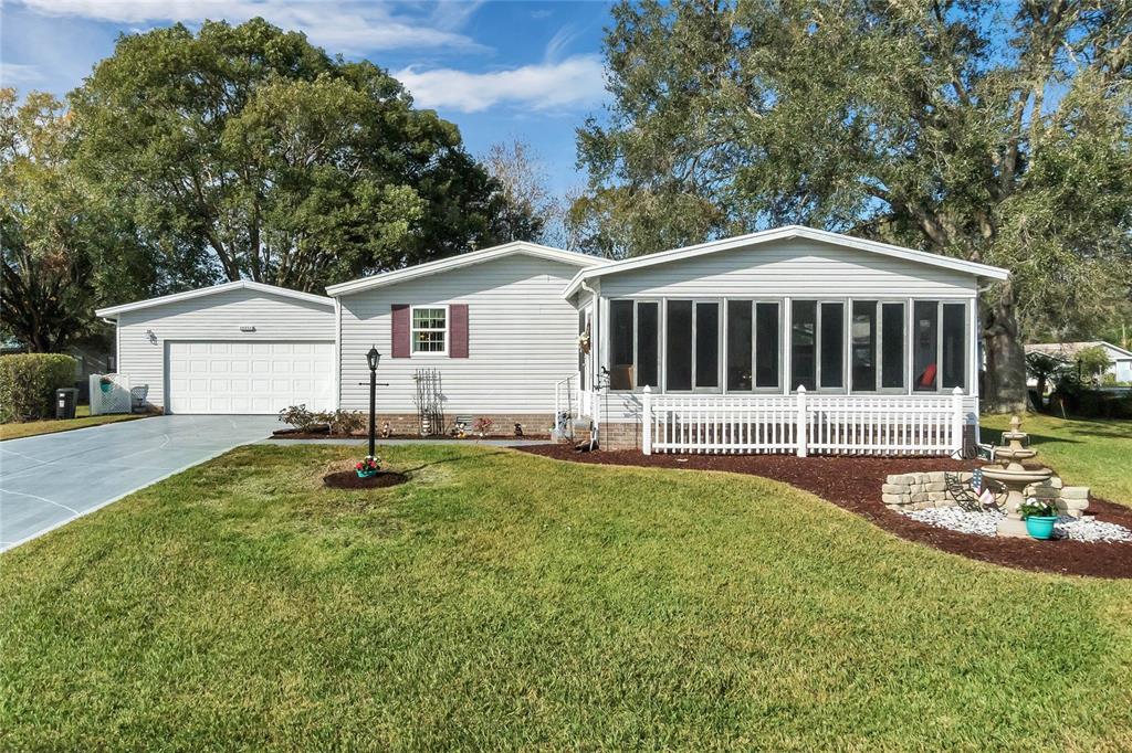 25333 CASA DEL LAGO LN