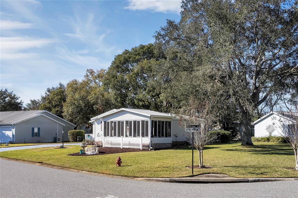 25333 CASA DEL LAGO LN