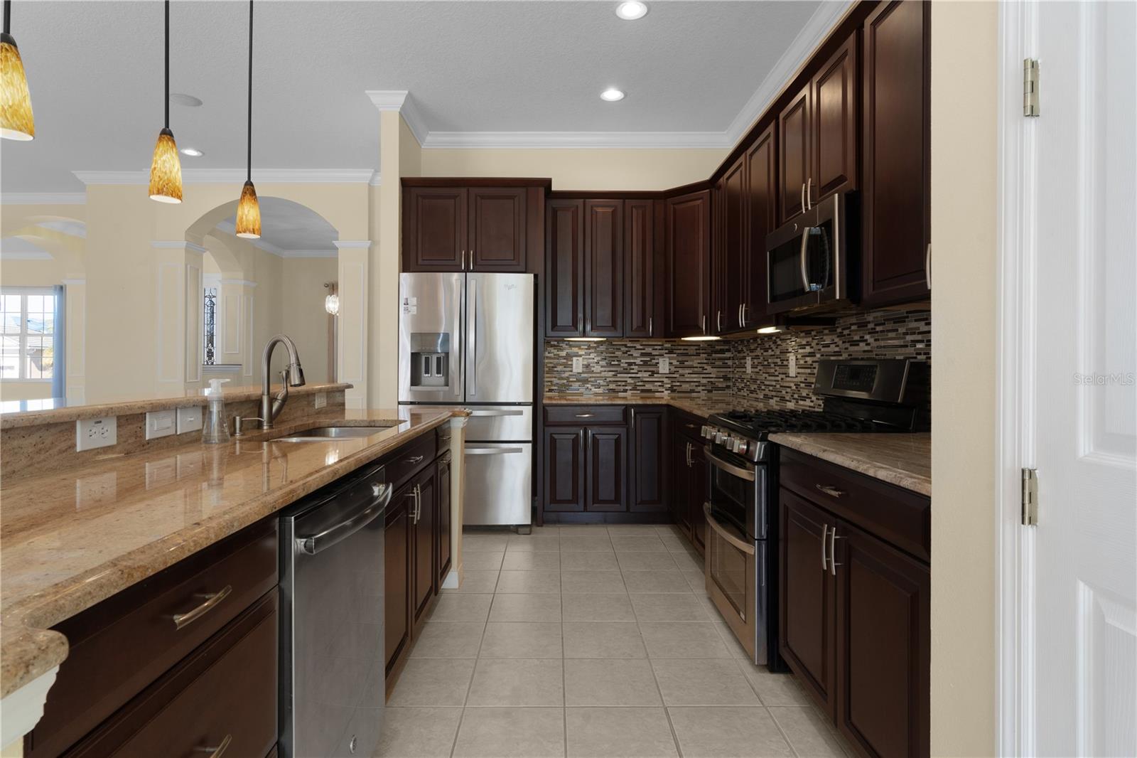 2441 PRAIRIE DUNES