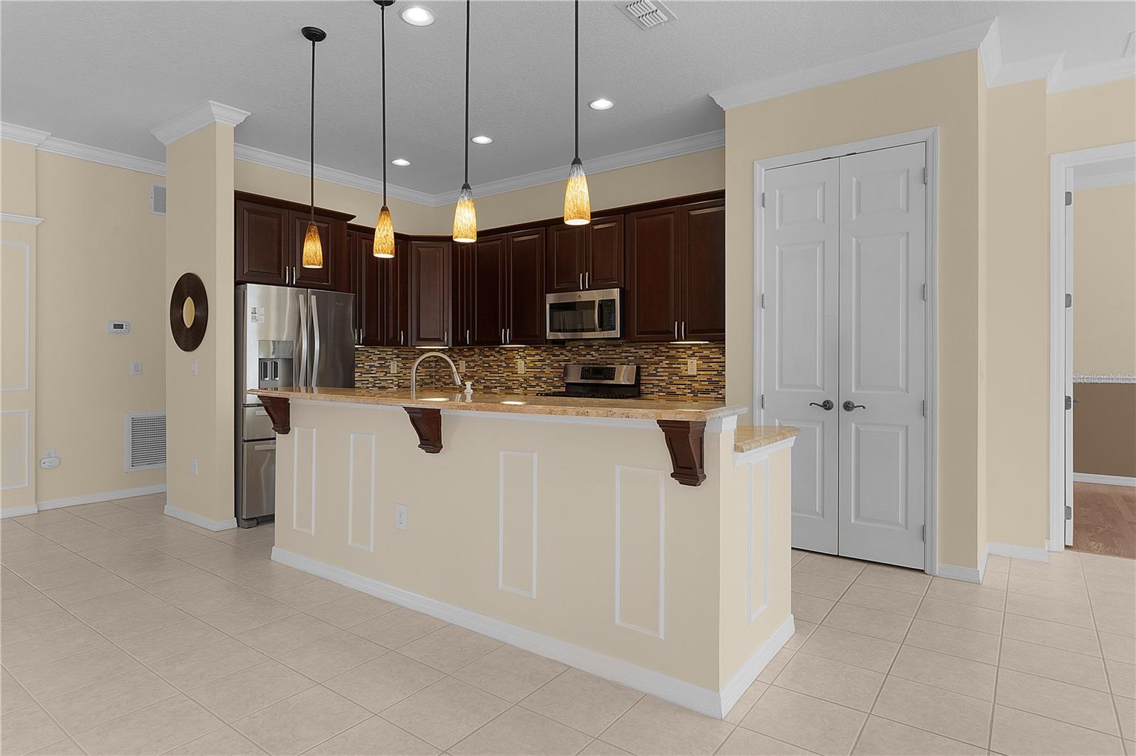 2441 PRAIRIE DUNES