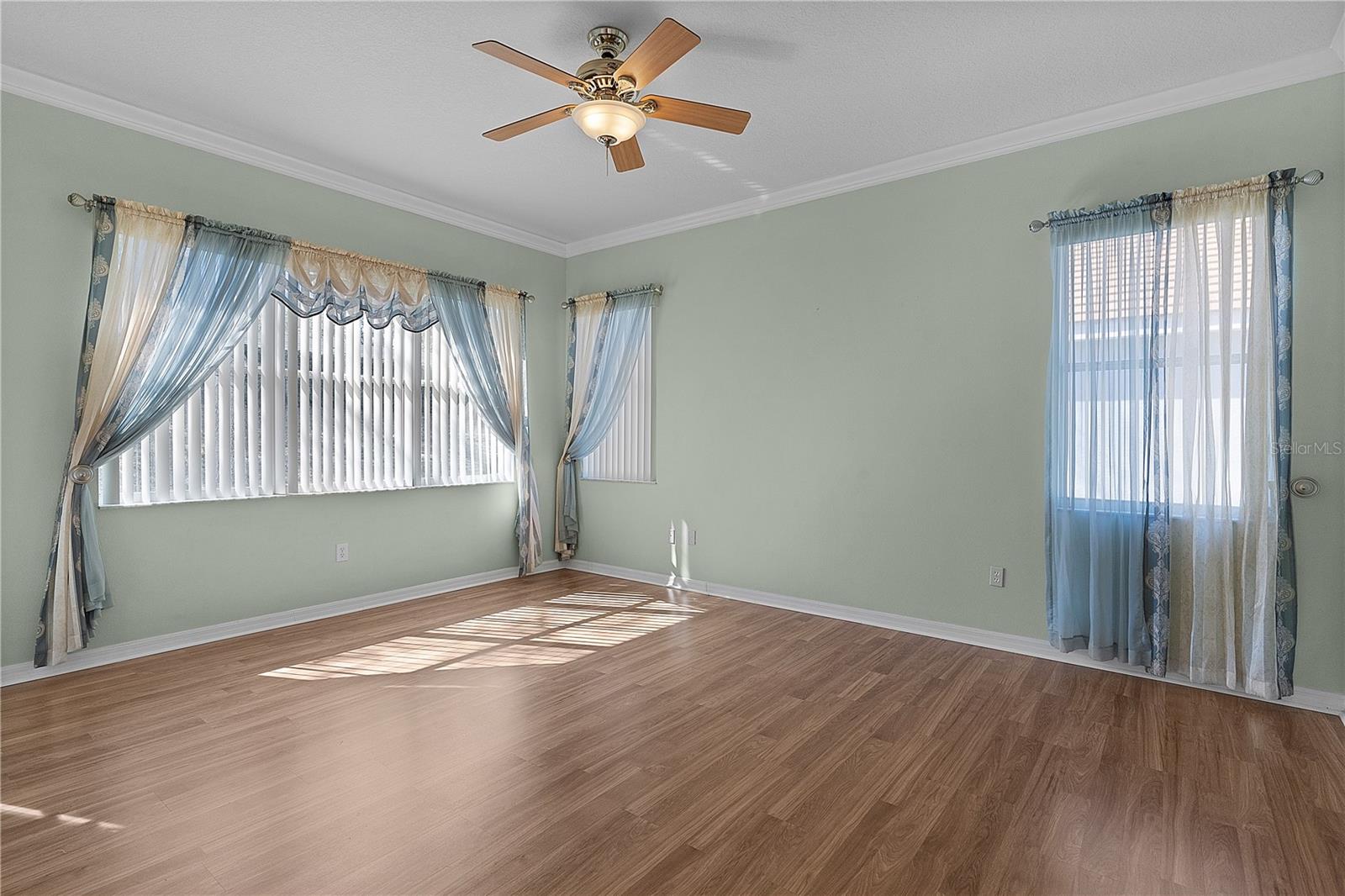 2441 PRAIRIE DUNES
