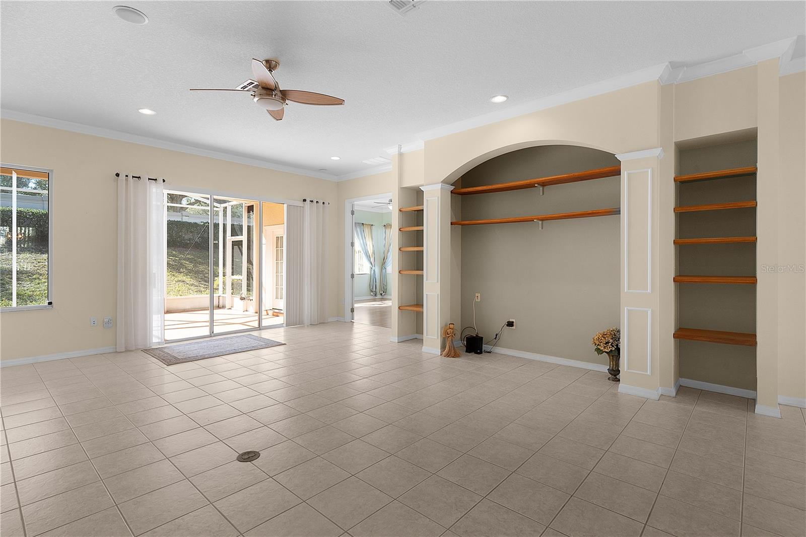 2441 PRAIRIE DUNES