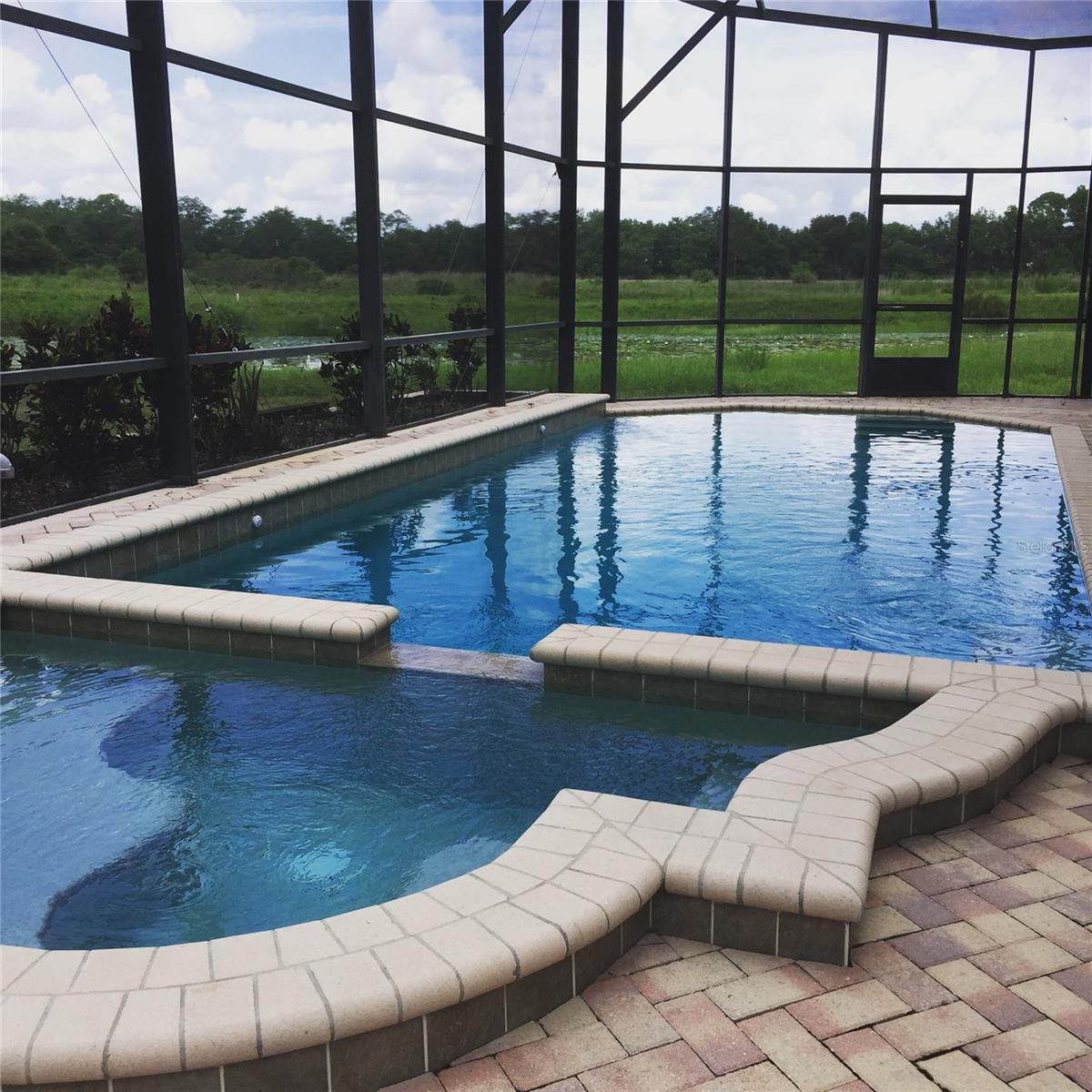 142 HARRINGTON CT