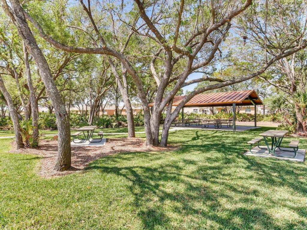 1632 BARBERRY DR