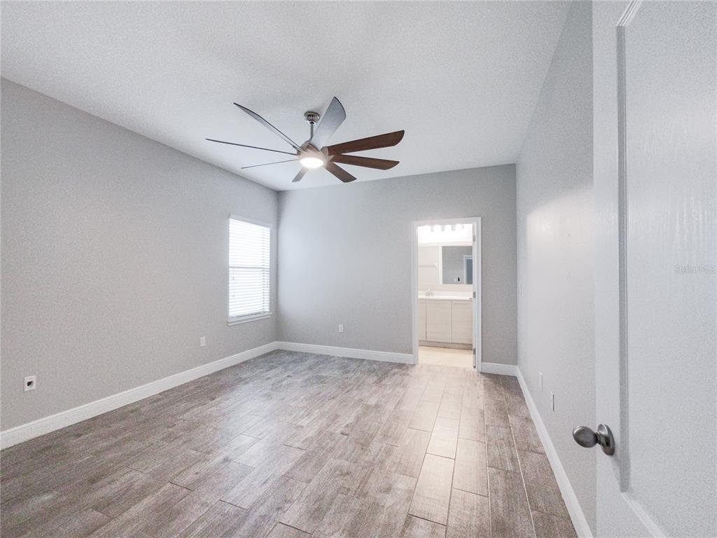 183 BROOKES PL