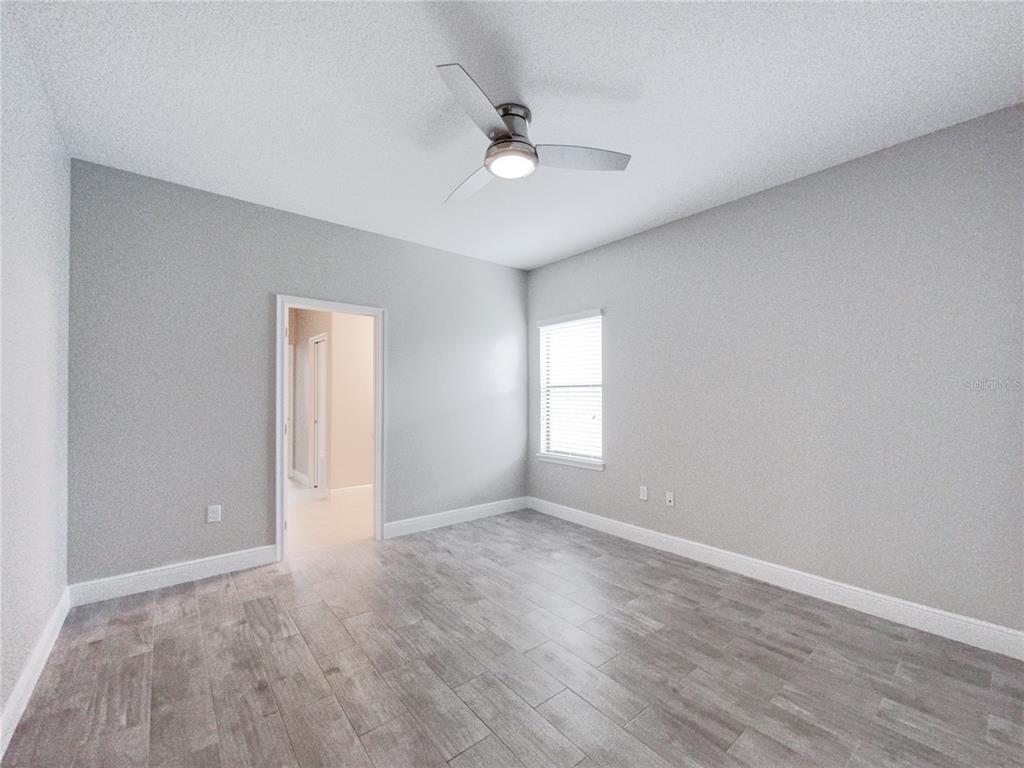 183 BROOKES PL